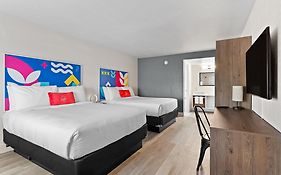 Howard Johnson By Wyndham Orlando Lake Buena Vista South